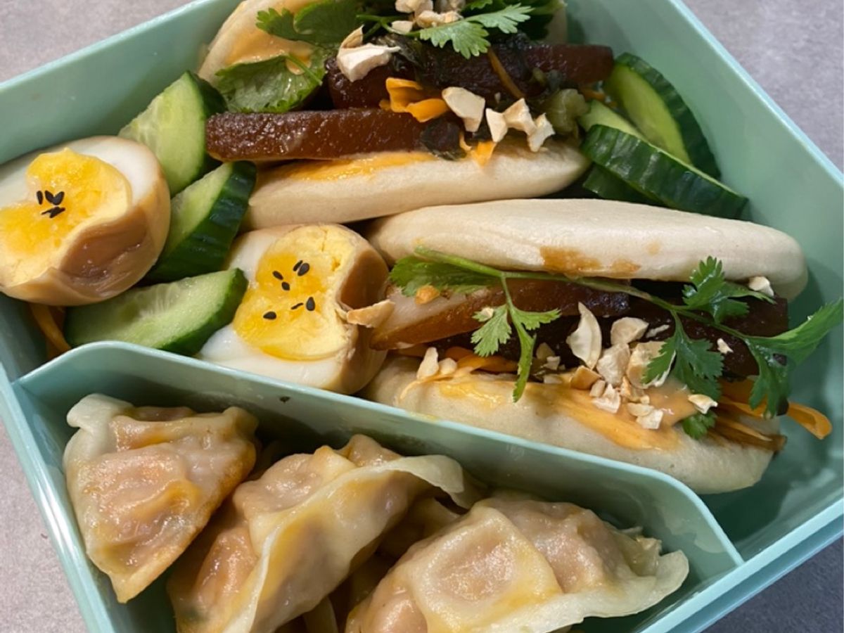 Bento box 13: Bánh bao thịt kho Đài Loan
