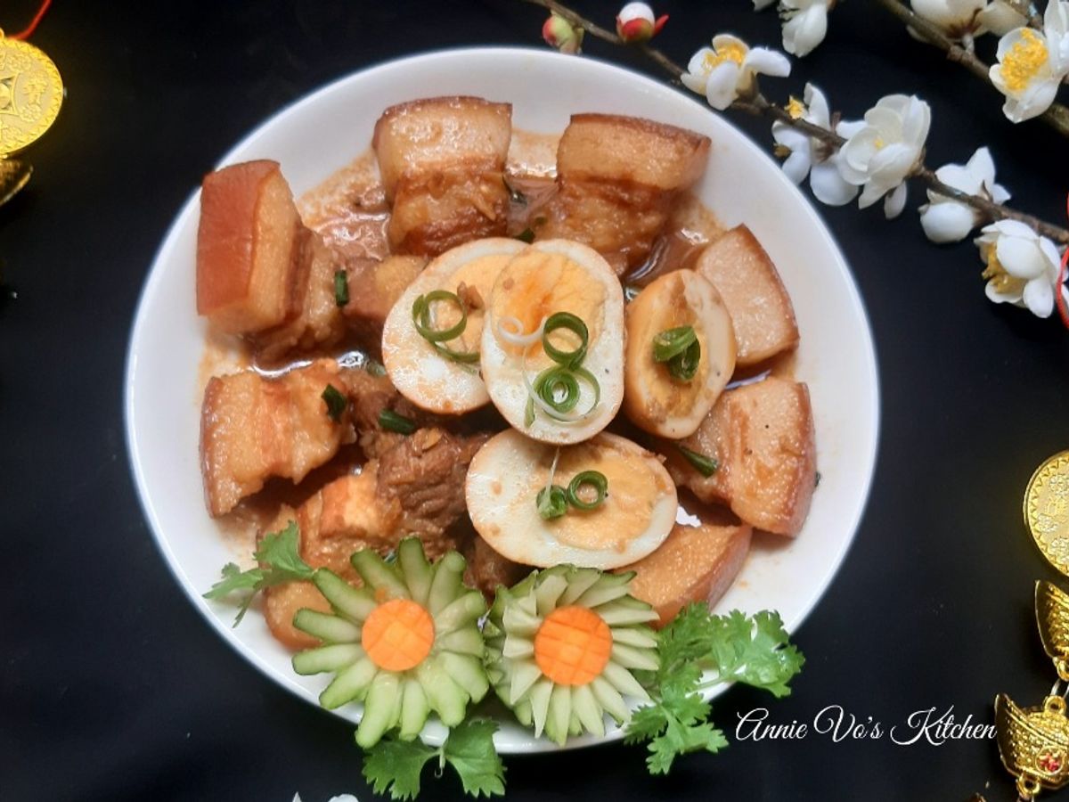 Thịt kho tàu ngày Tết