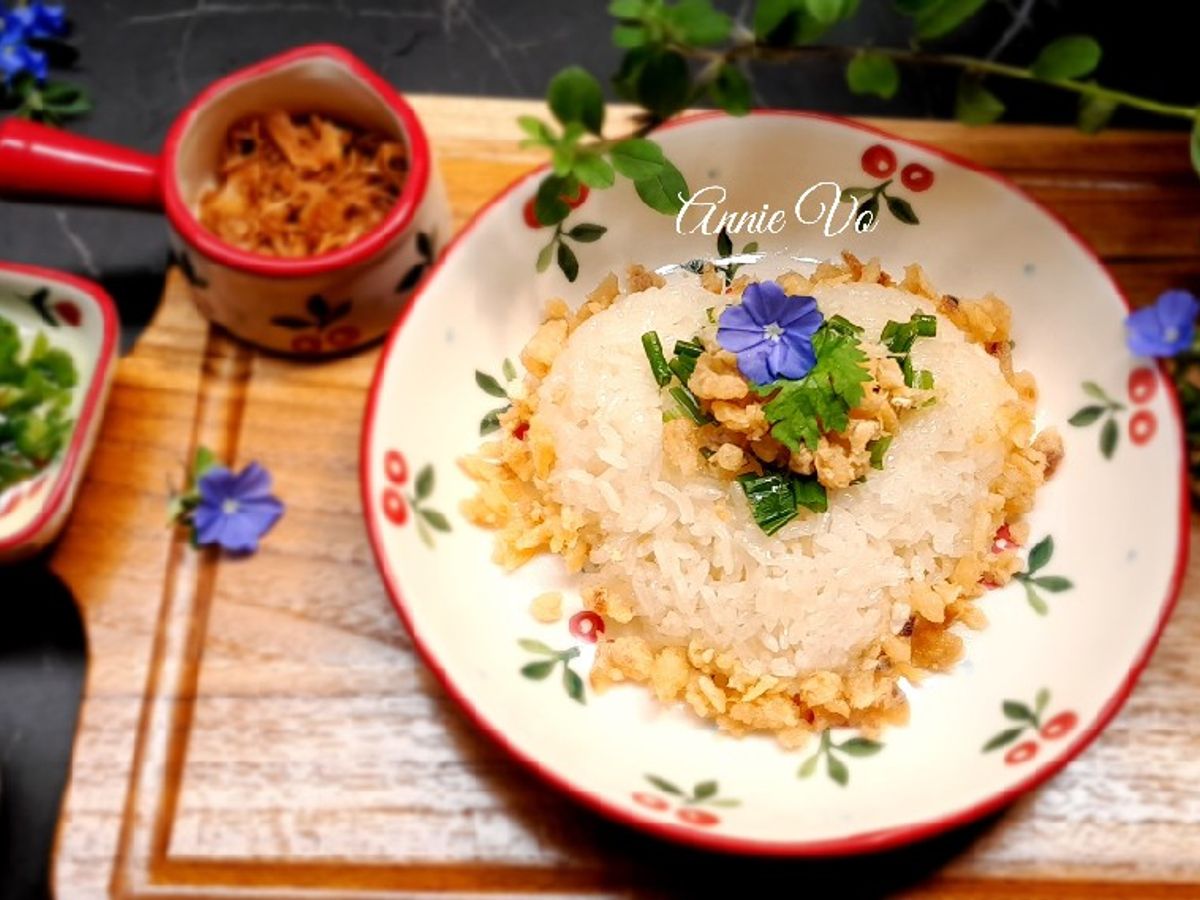Xôi cá mặn