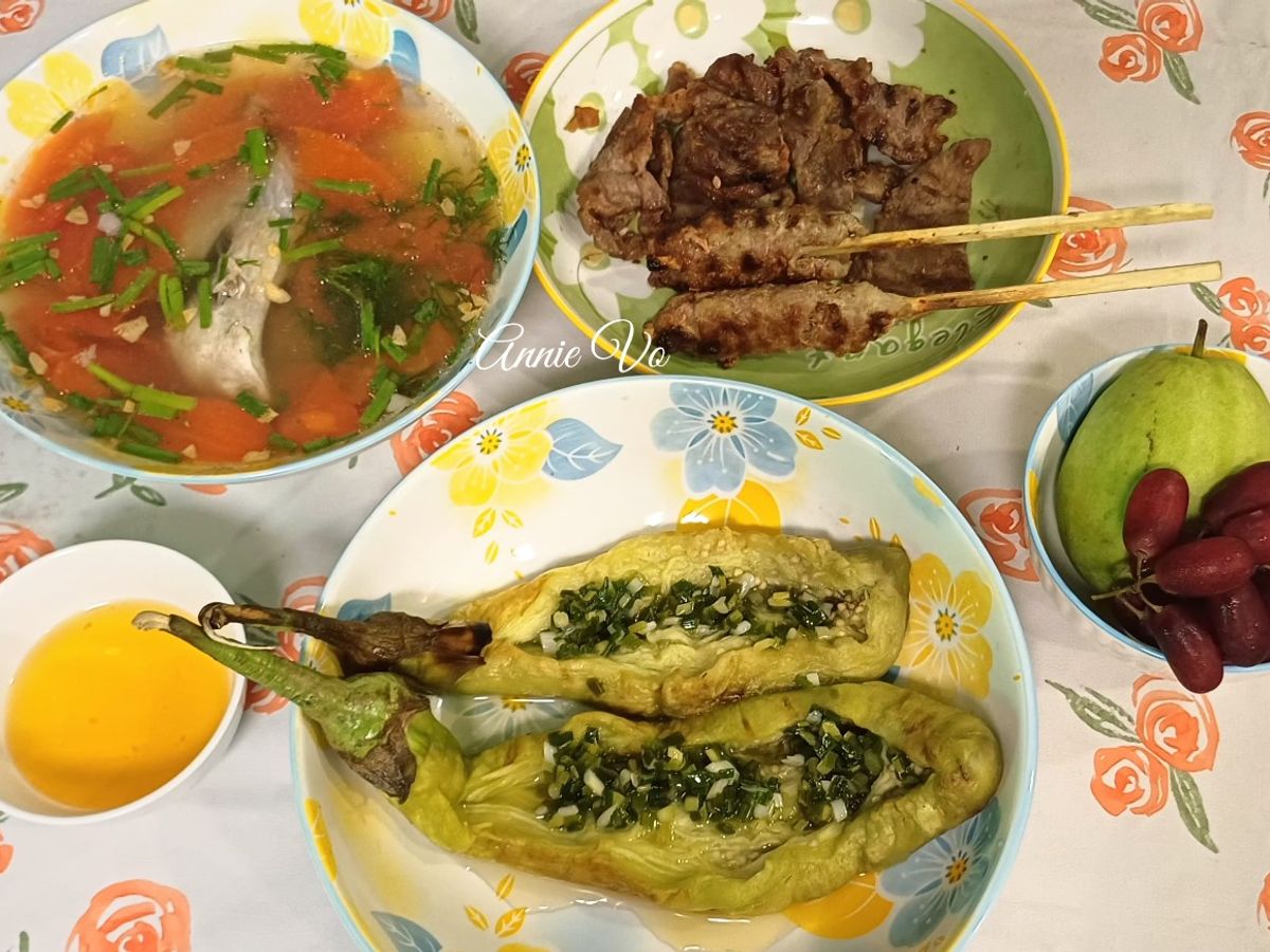 Cơm nhà ngày mưa