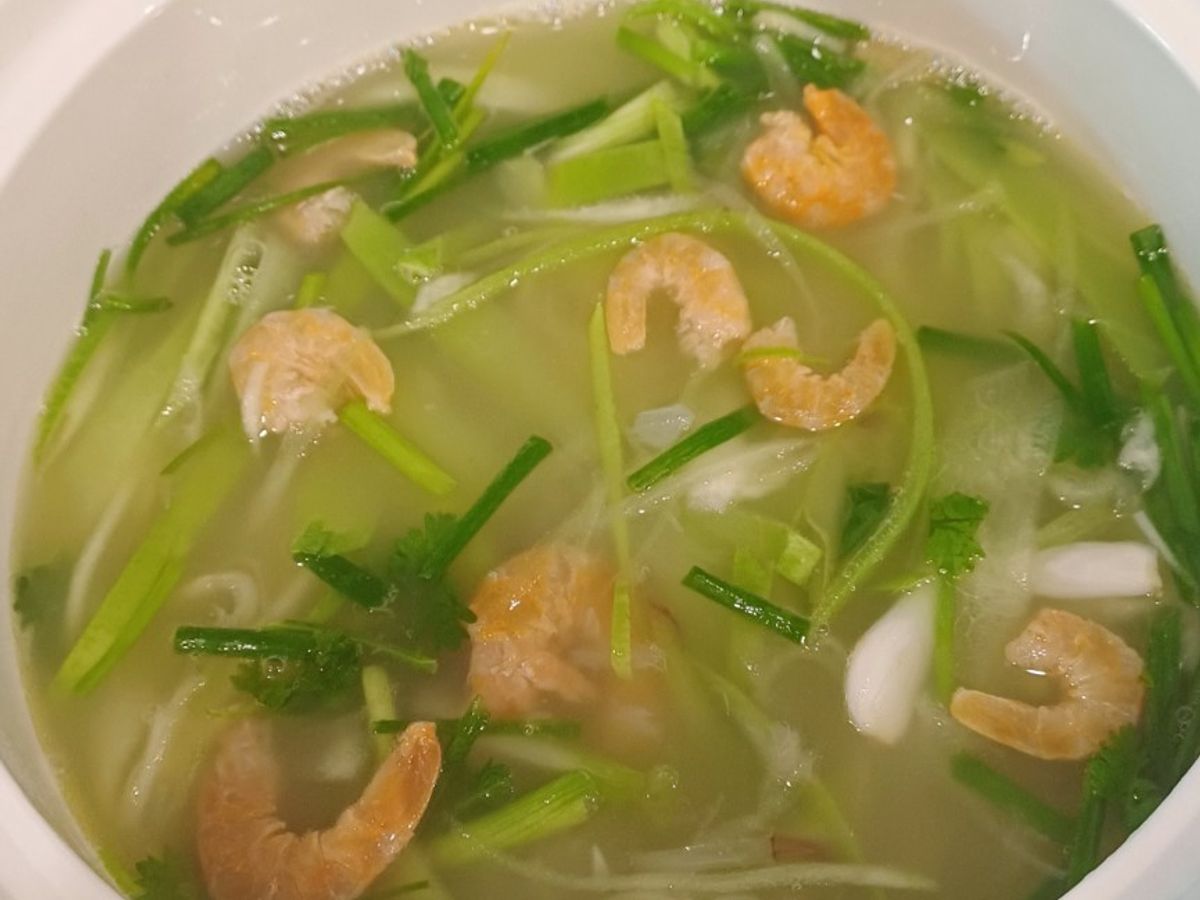 Canh bầu nấu tôm khô
