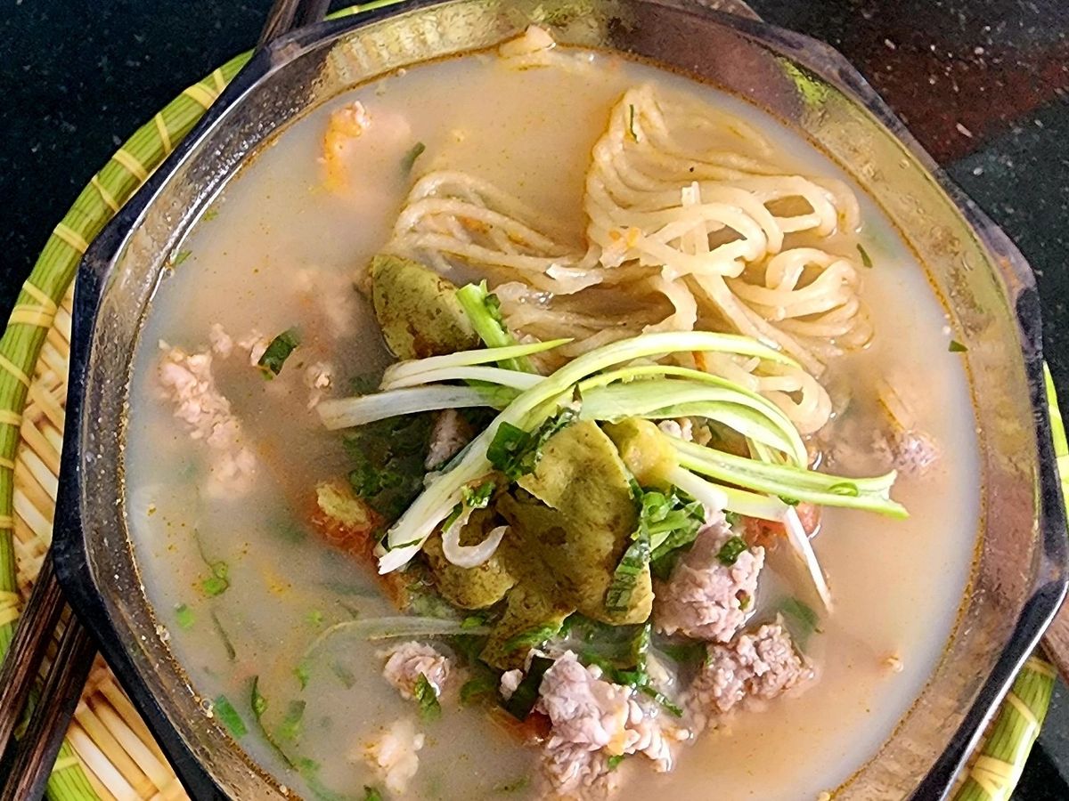 Phở sắn thịt băm sấu