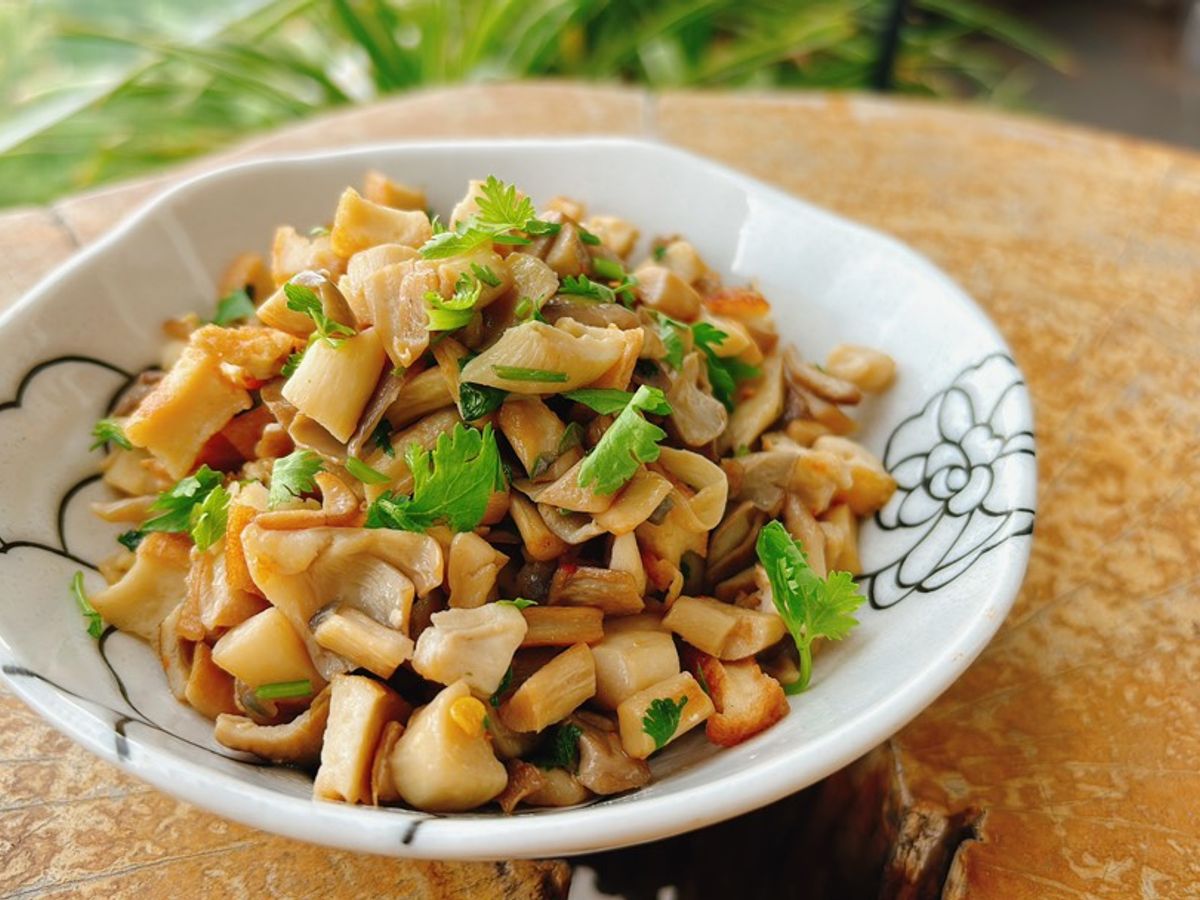 Nấm bào ngư ram mặn cho bé