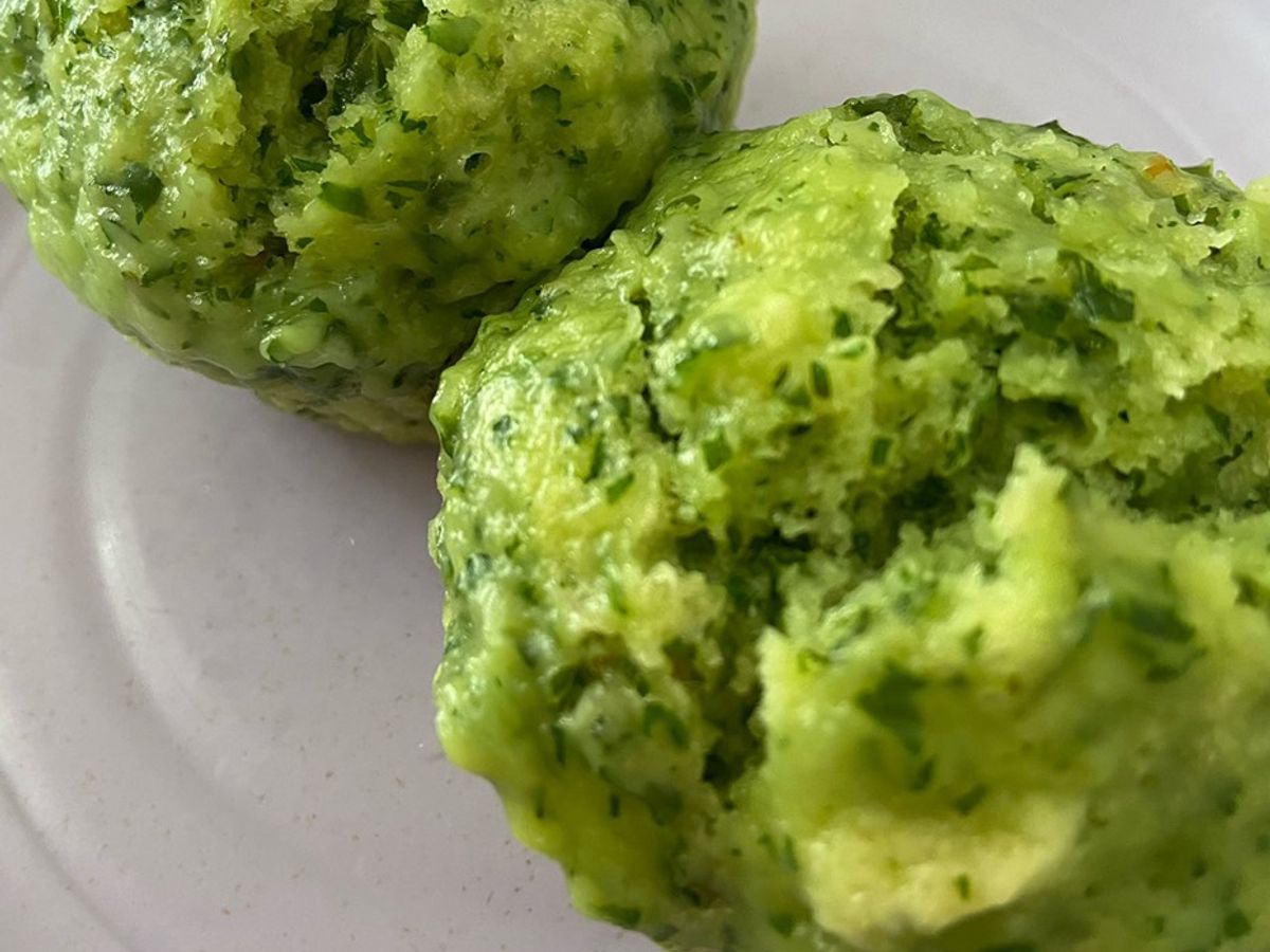Muffin tôm cải kale