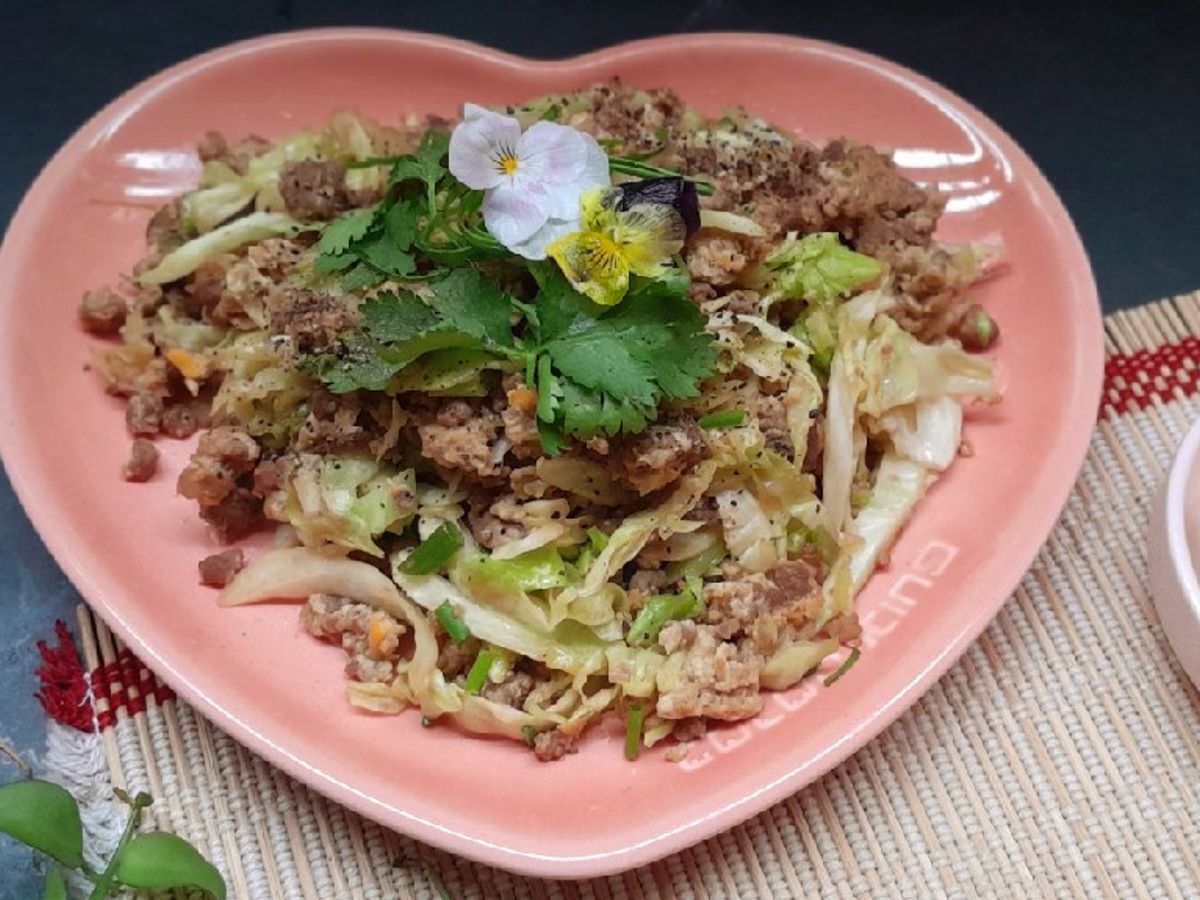 Bắp cải xào thịt
