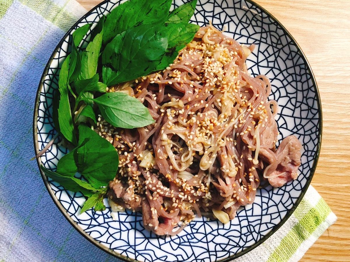 Bún xào bò kim châm eatclean