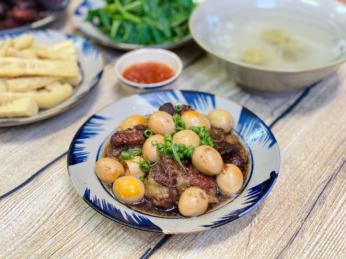Thịt Kho Trứng Cút