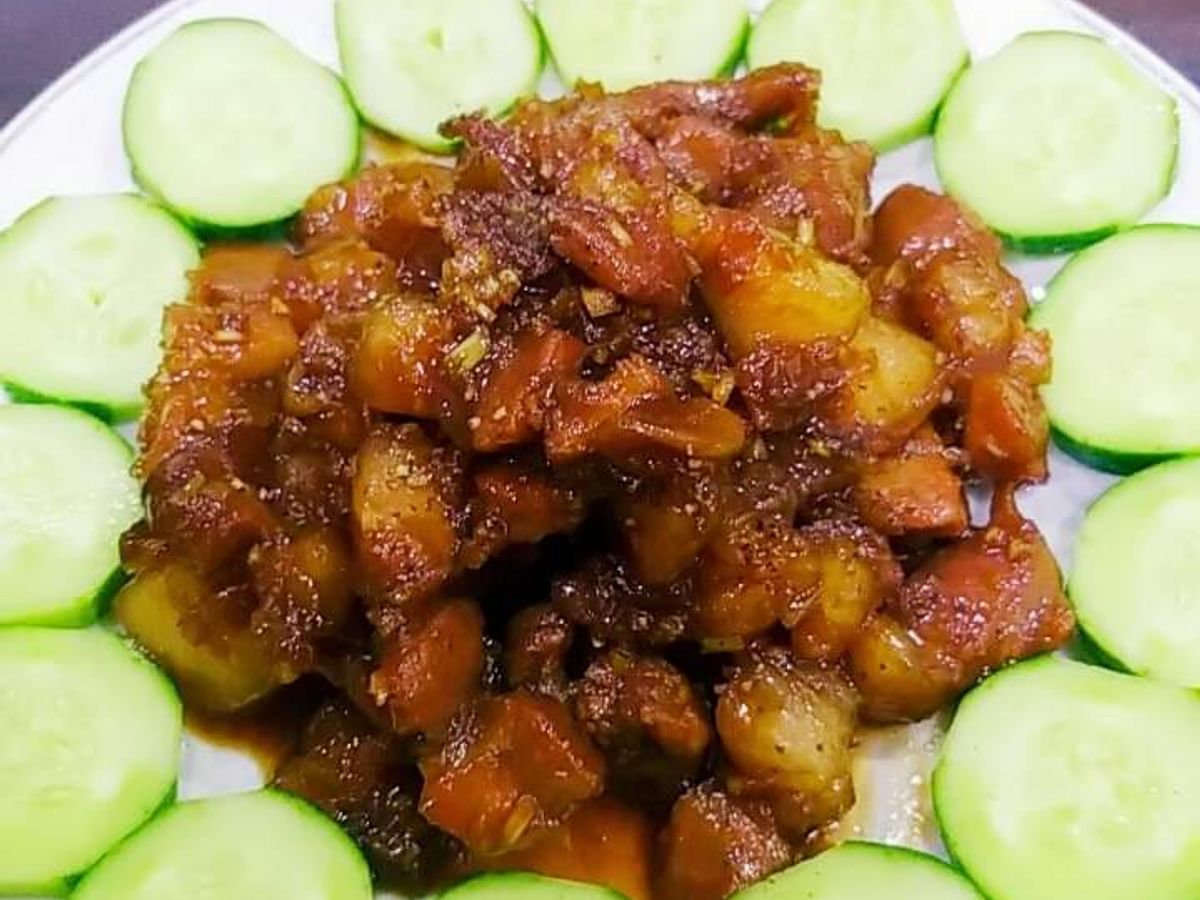 Thịt kho mắm ruốc