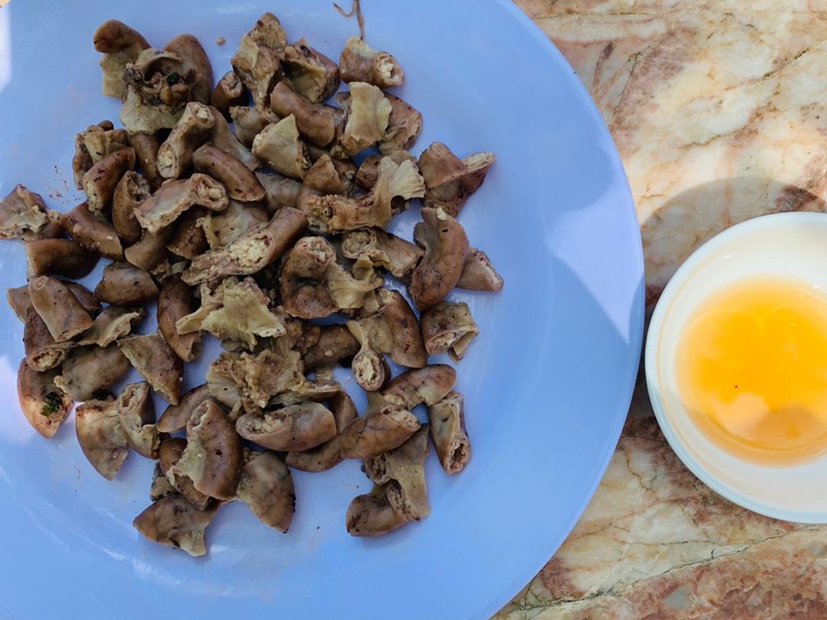 Lòng heo và cật heo luộc