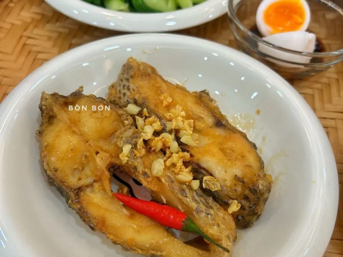 Cá Rô Phi Chiên Giòn Sốt Mắm Tỏi