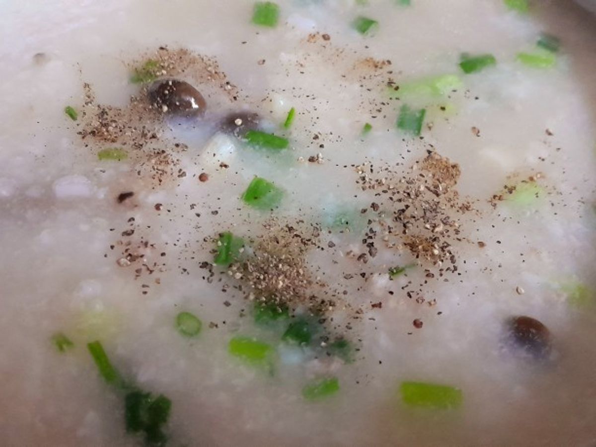 Cháo gà nấm linh chi