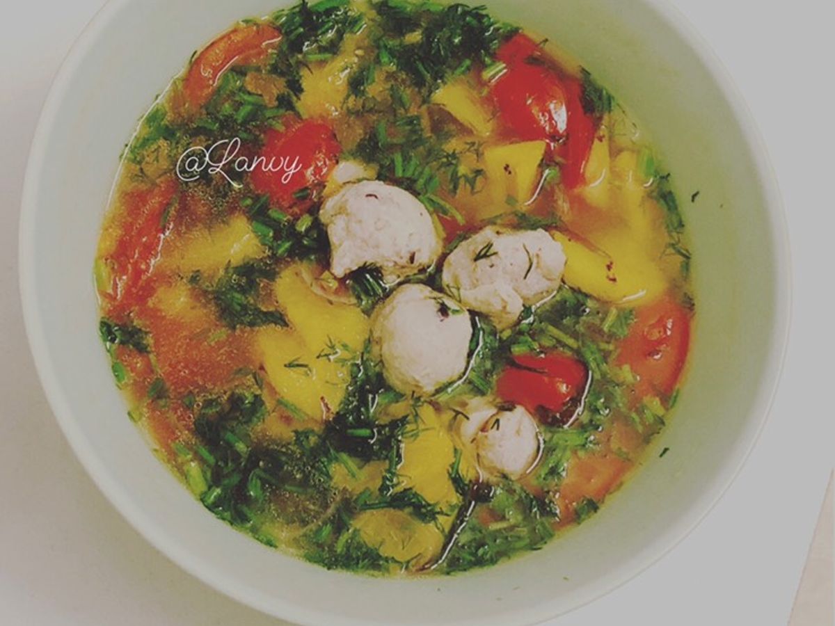 Canh chua chả cá