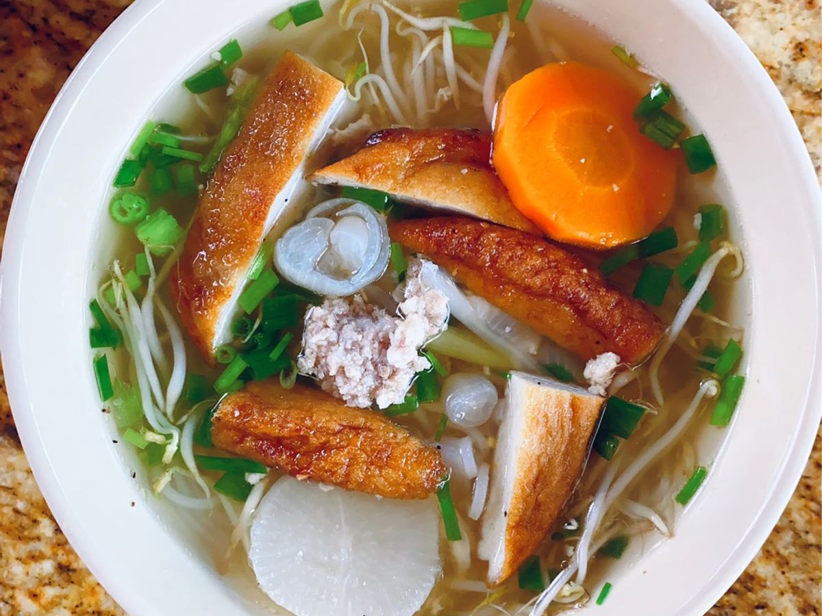 Bún chả cá, thịt bằm