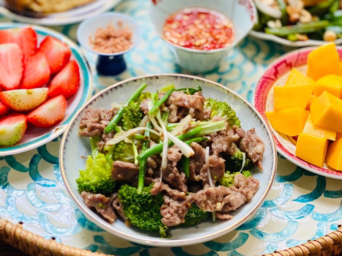 Súp Lơ Xanh Xào Thịt Bò