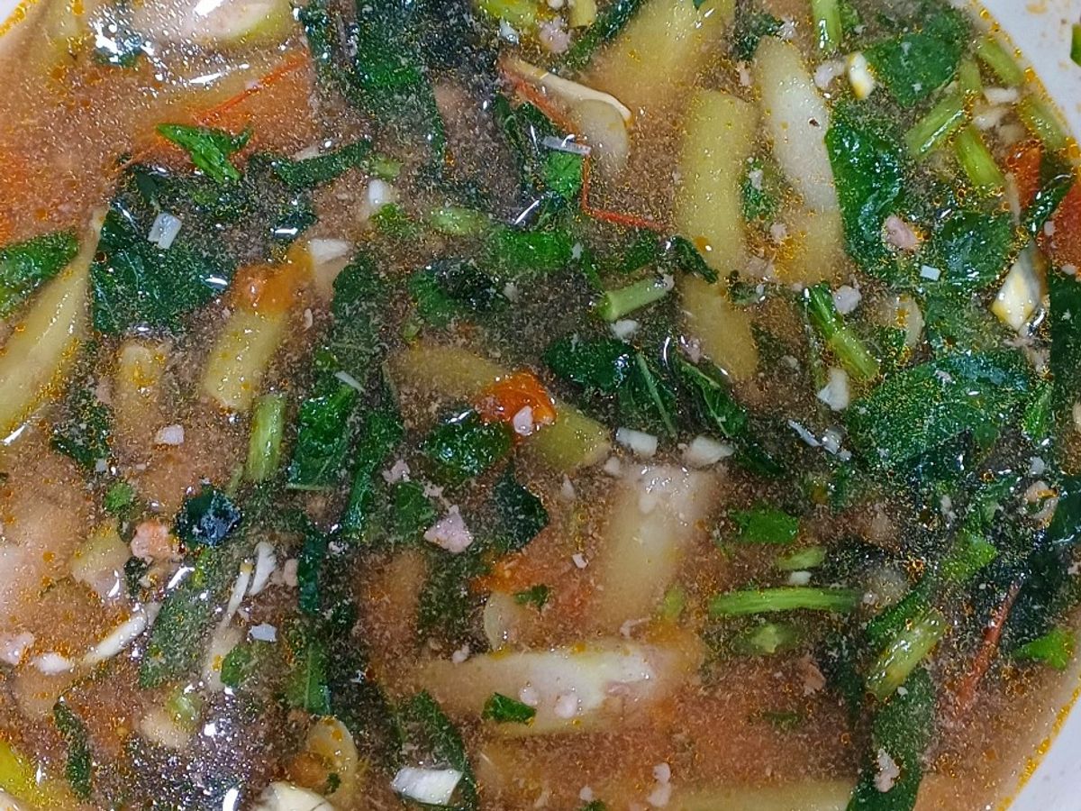 Canh bồng khoai nấu tôm, thịt