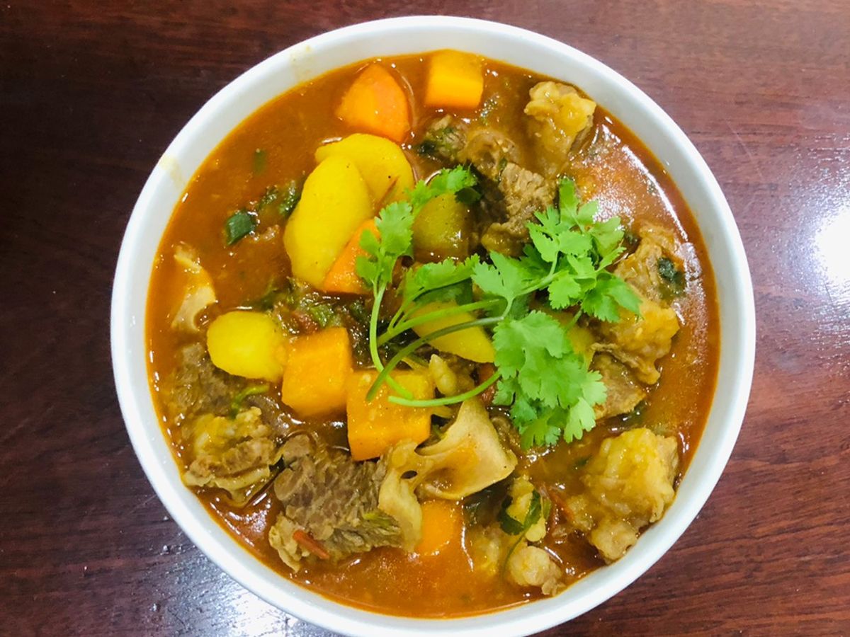 Bò sốt vang