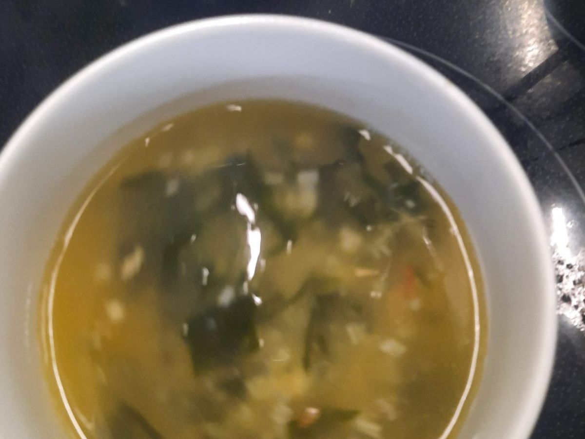 Canh cua biển rong biển nấm kim châm