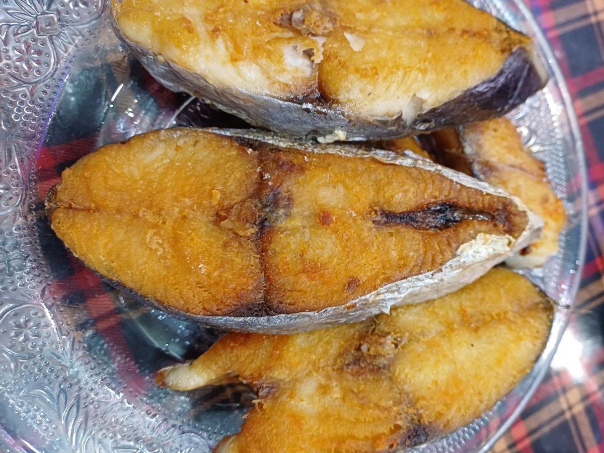 Cá thu phấn chiên