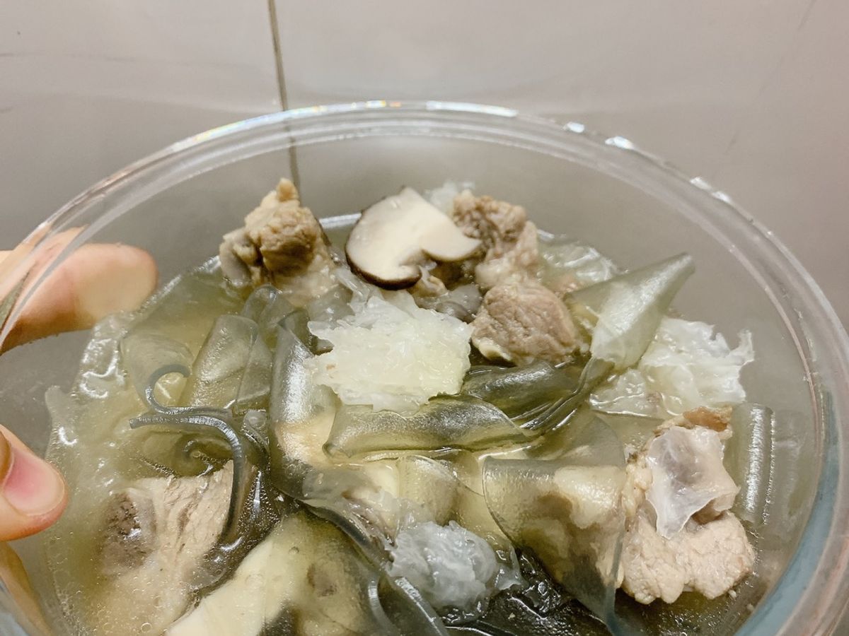 Miến dong Eatclean hầm xương nấm tuyết