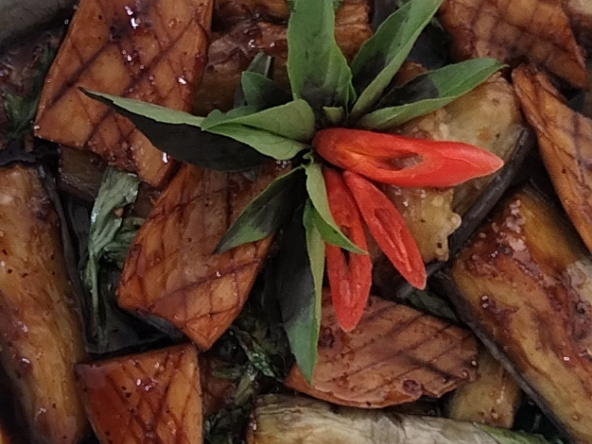 Nấm đùi gà kho cà tím