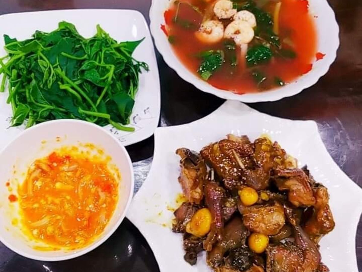 Bữa cơm gia đình