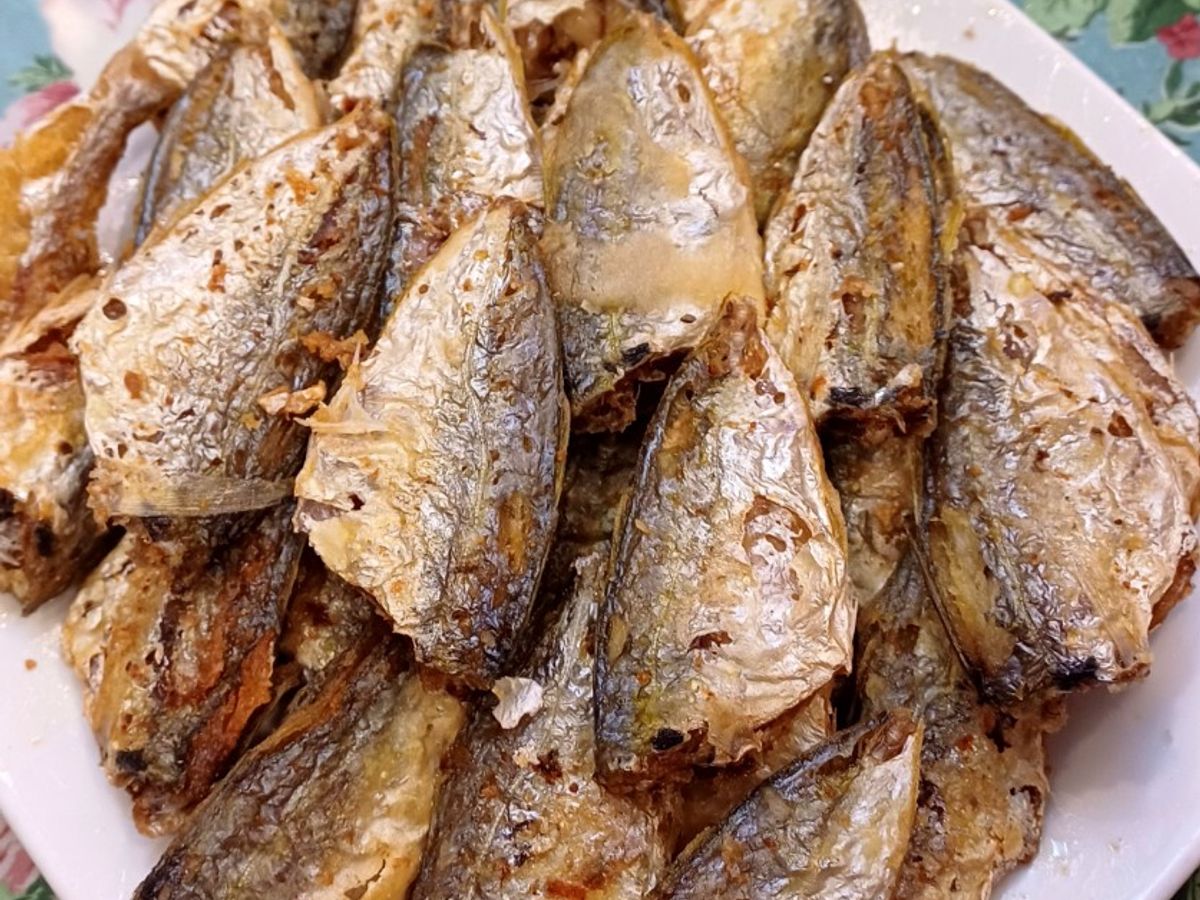 Cá chỉ vàng chiên giòn