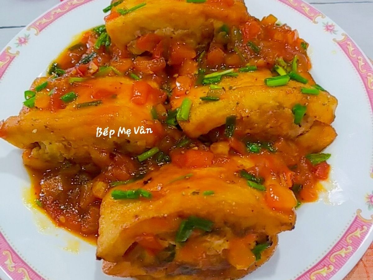 Đậu hủ nhồi thịt xốt cà chua