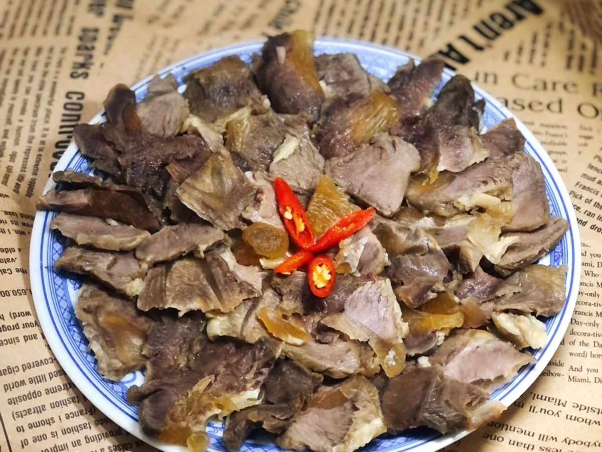 Bò ngâm dấm