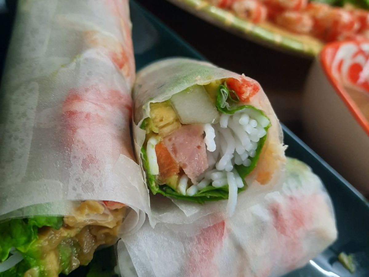 Cuốn tôm thịt
