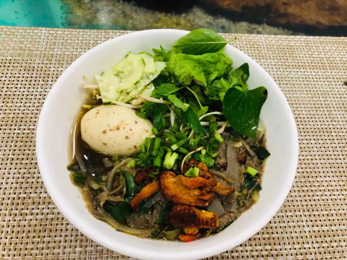 Bún cua thối đặc sản Pleiku (gia lai)