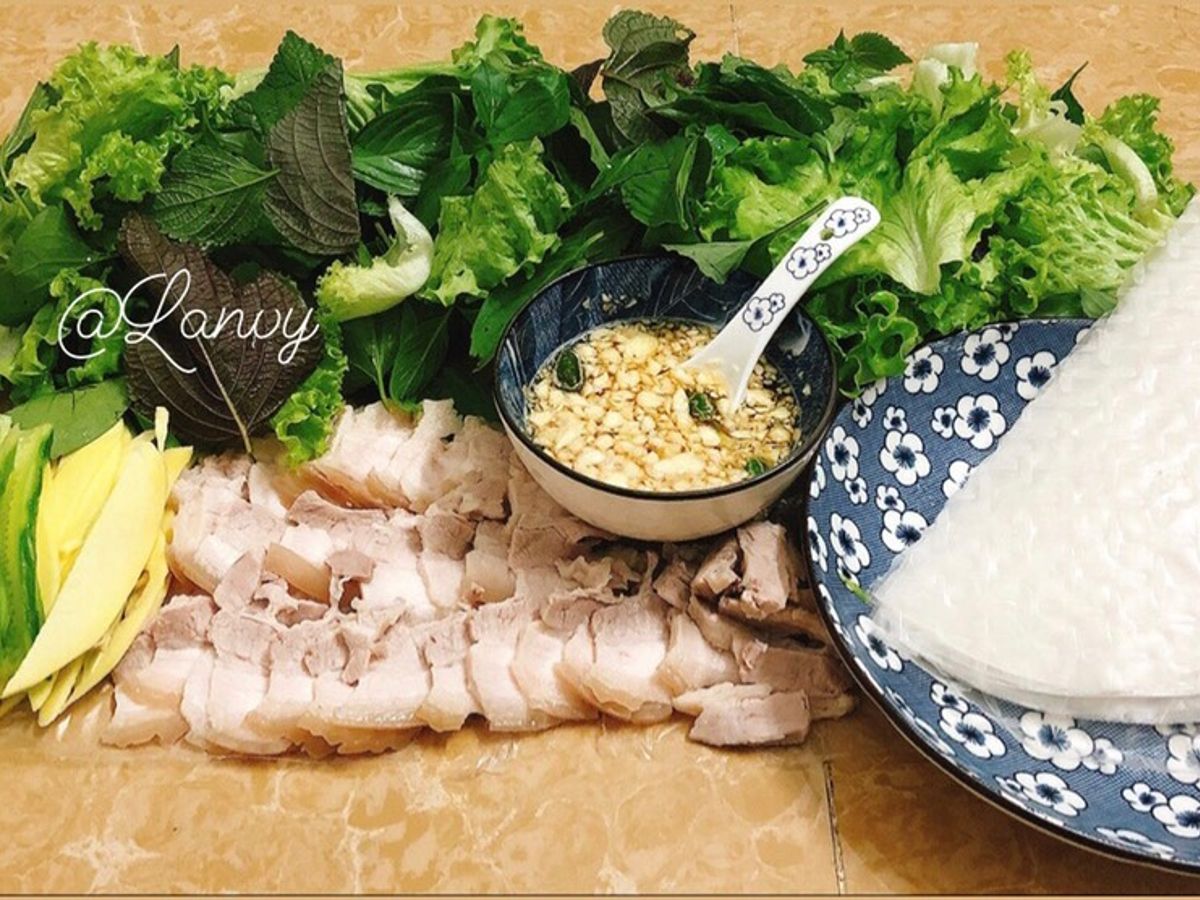 Bánh tráng cuốn thịt heo
