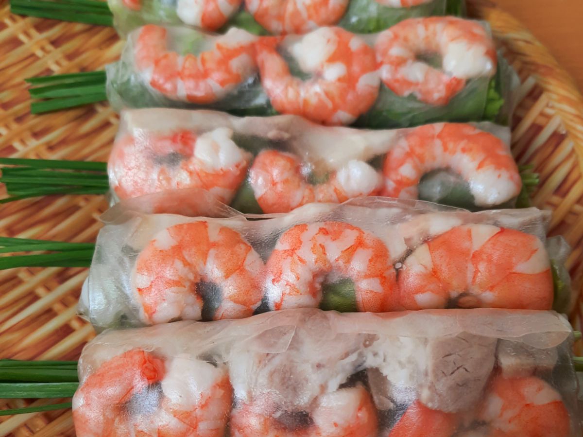 Gỏi cuốn tôm thịt