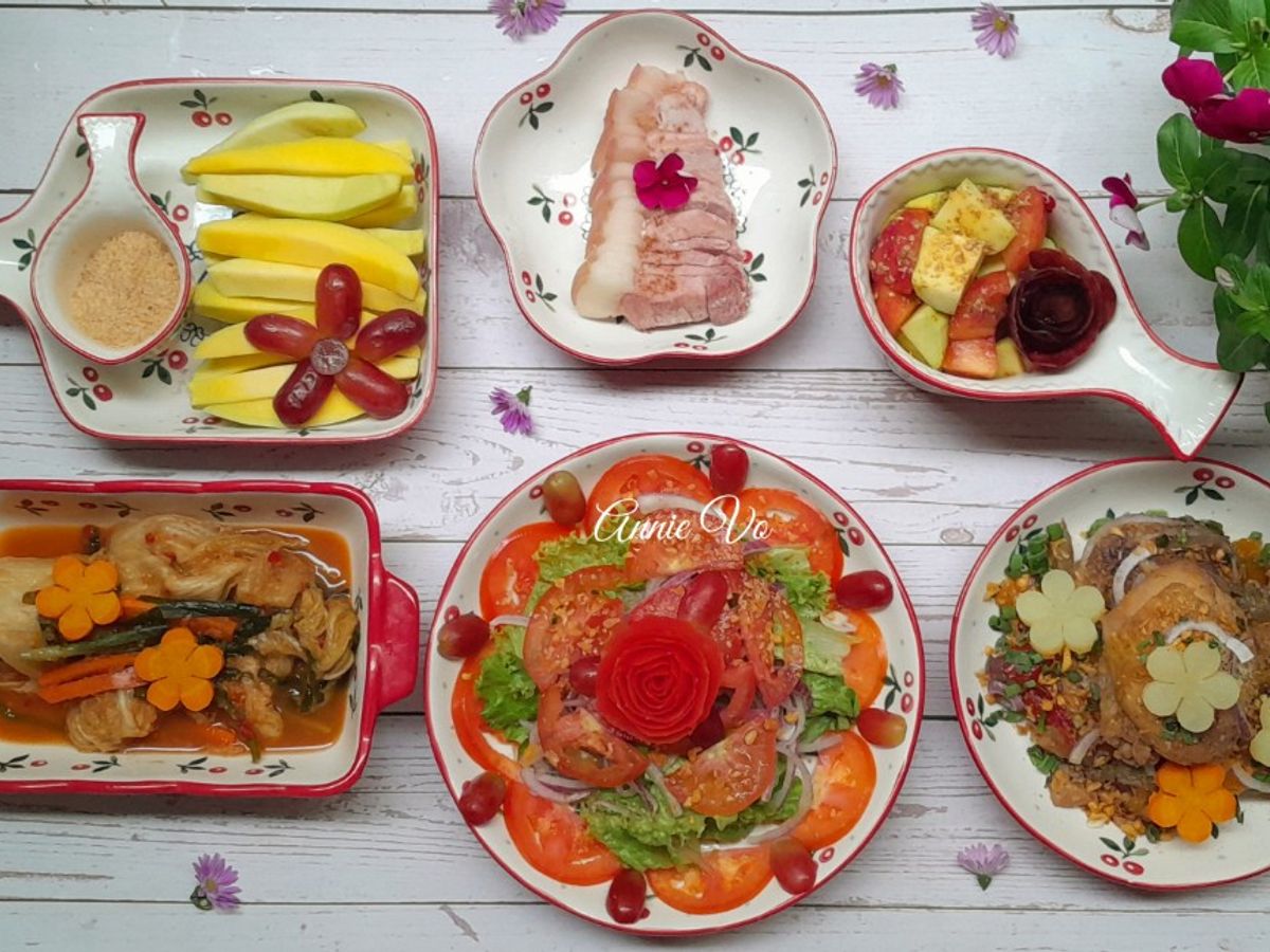 Cơm nhà nhiều món ăn ngon