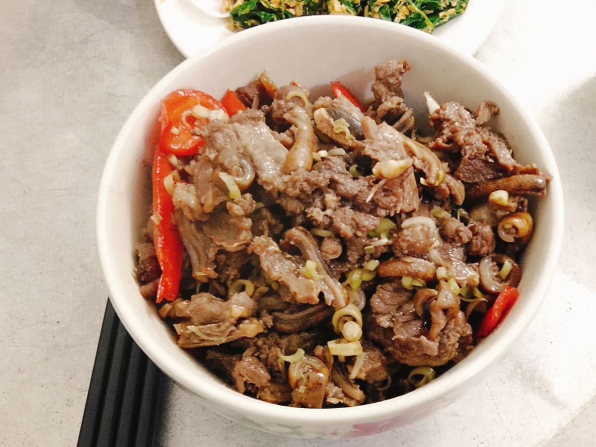 Thịt Hươu Xào Xả Ớt