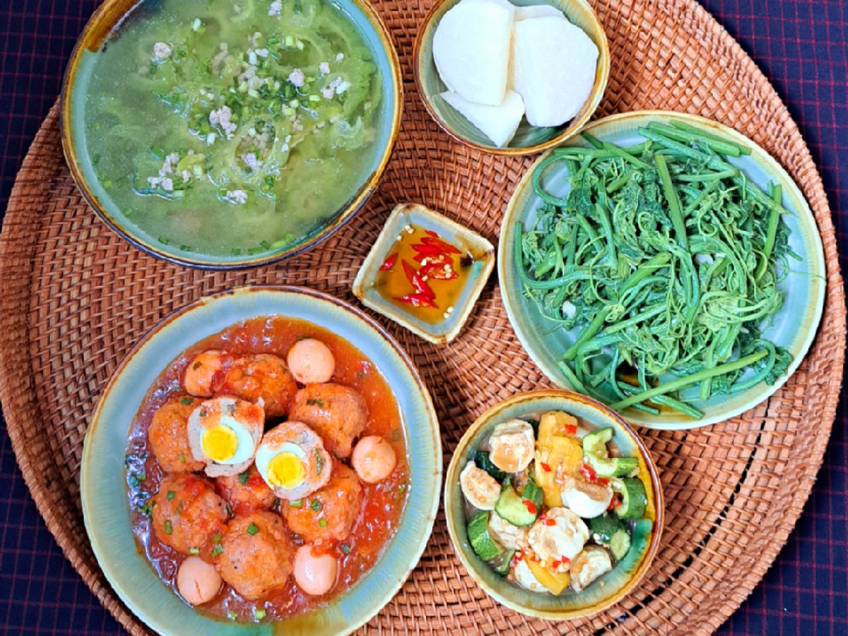 Bữa cơm gia đình(Cơm nhà 47)