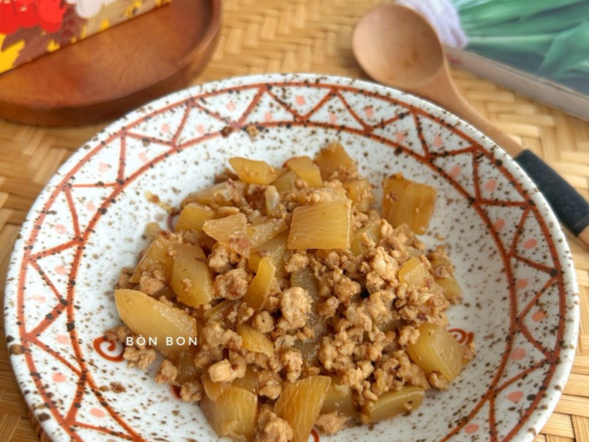 Củ Cải Trắng kho Thịt Băm