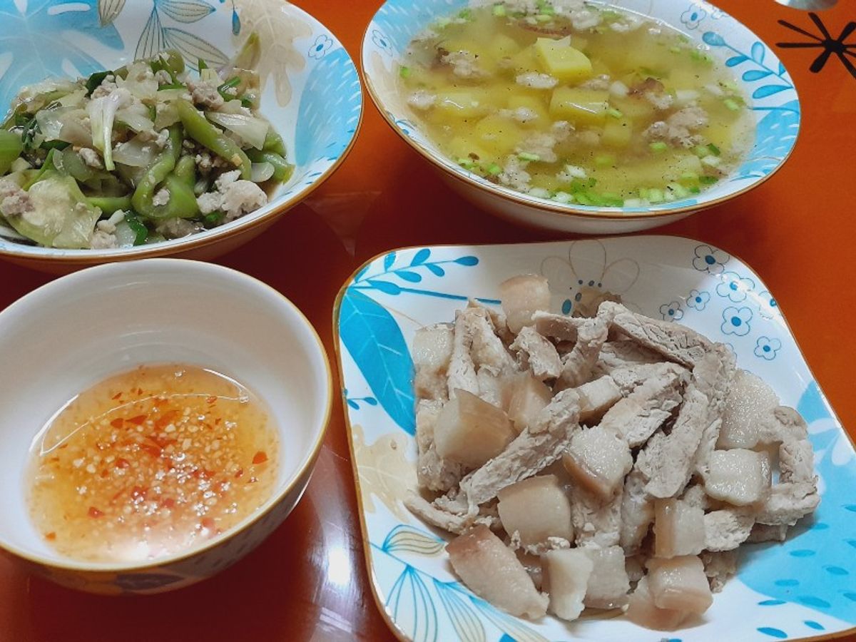 Cơm nhà 3 món nấu rất nhanh