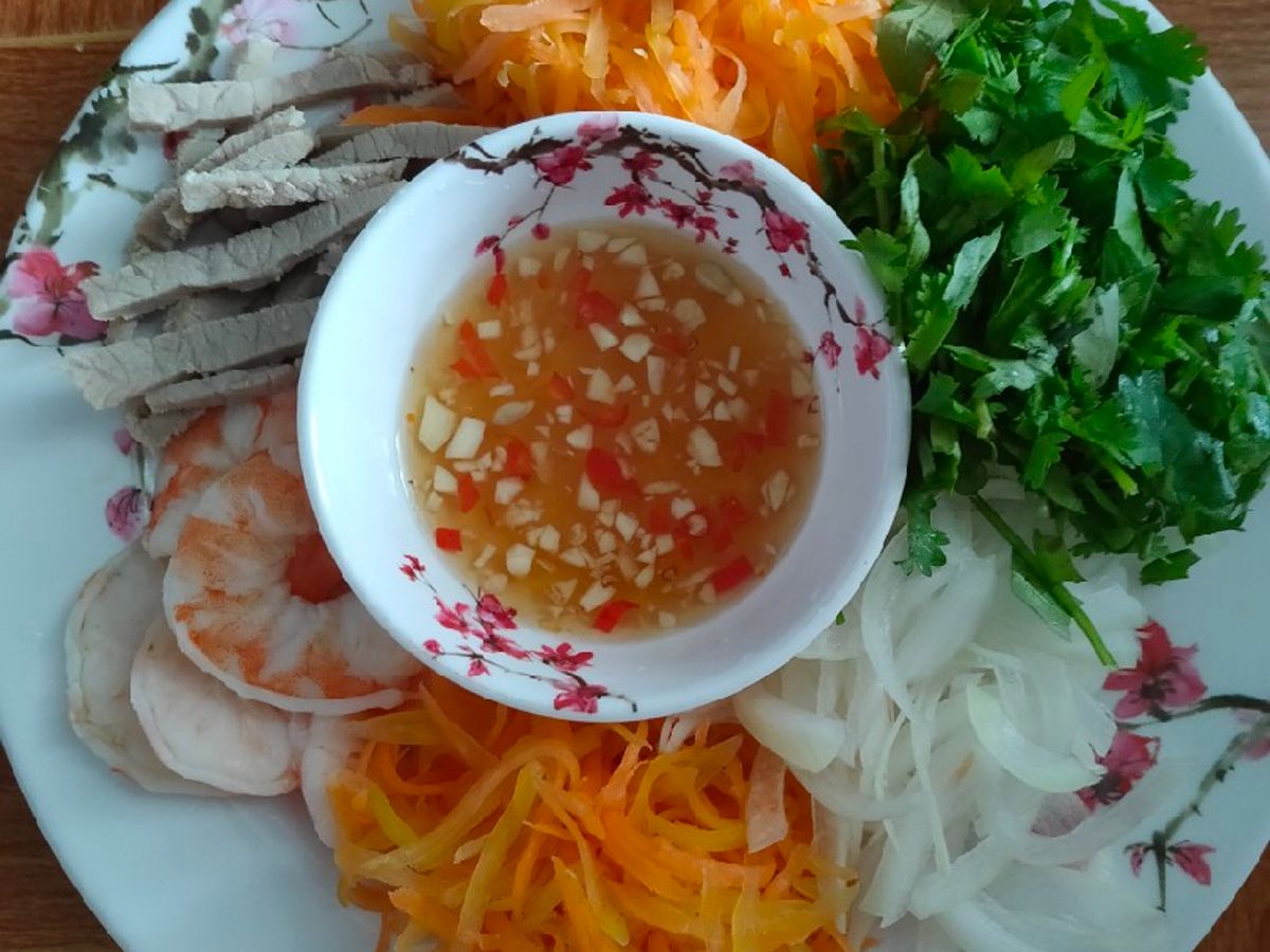 Gỏi đu đủ tôm thịt