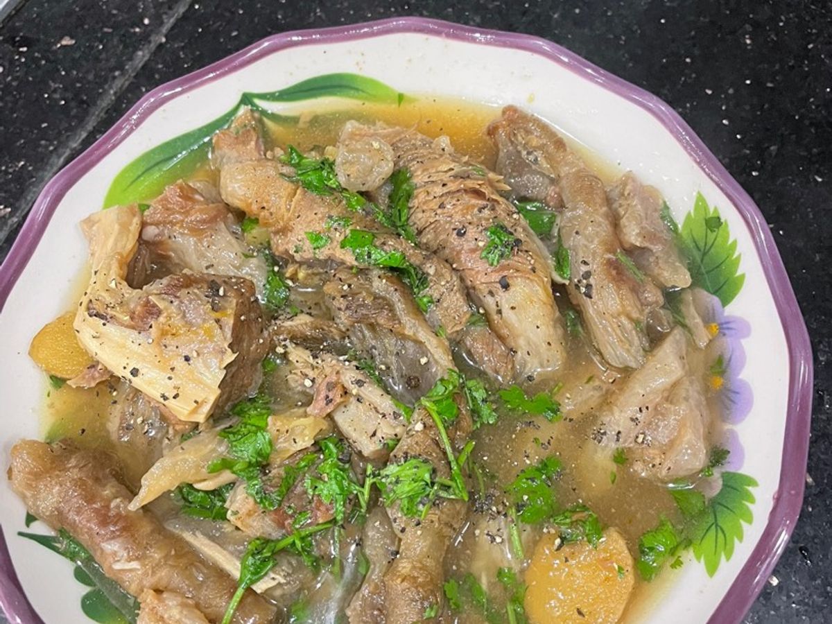 Gân bò kho gừng