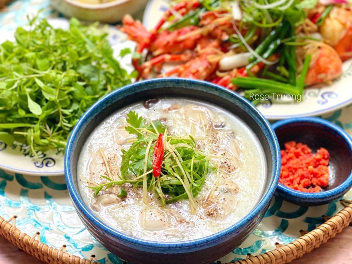 Cháo Hàu Nấu Nấm Lộc Nhung