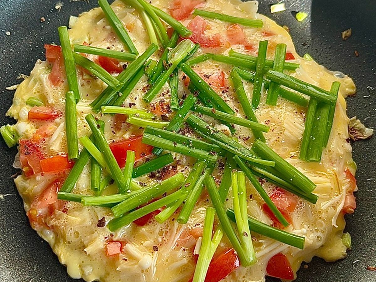 Eatclean: Trứng Chiên Nấm Kim Châm & Cà Chua
