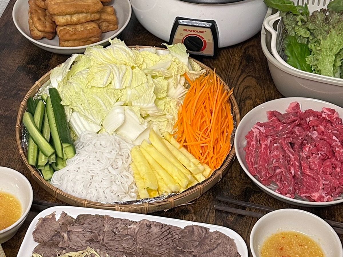 Lẩu bò nhúng giấm