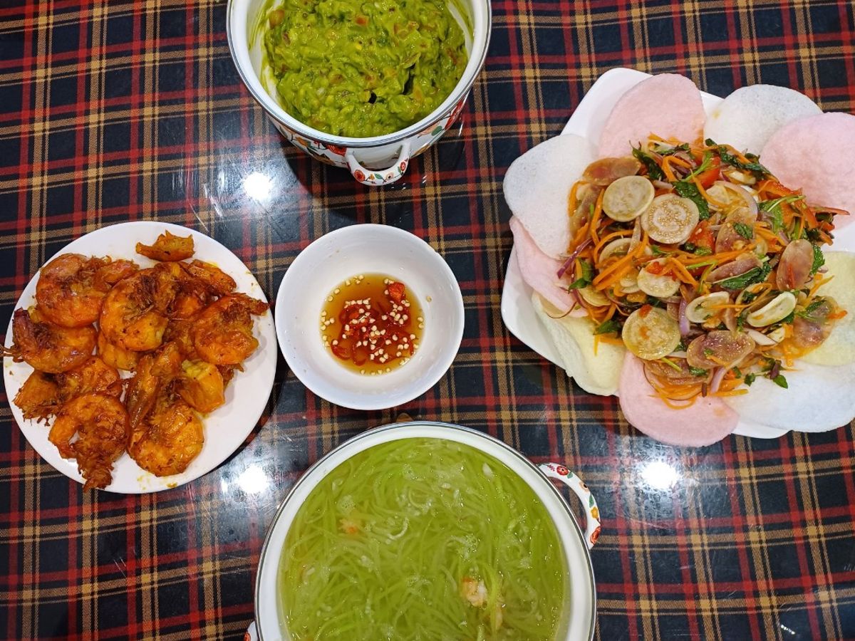 Mâm cơm gia đình #42