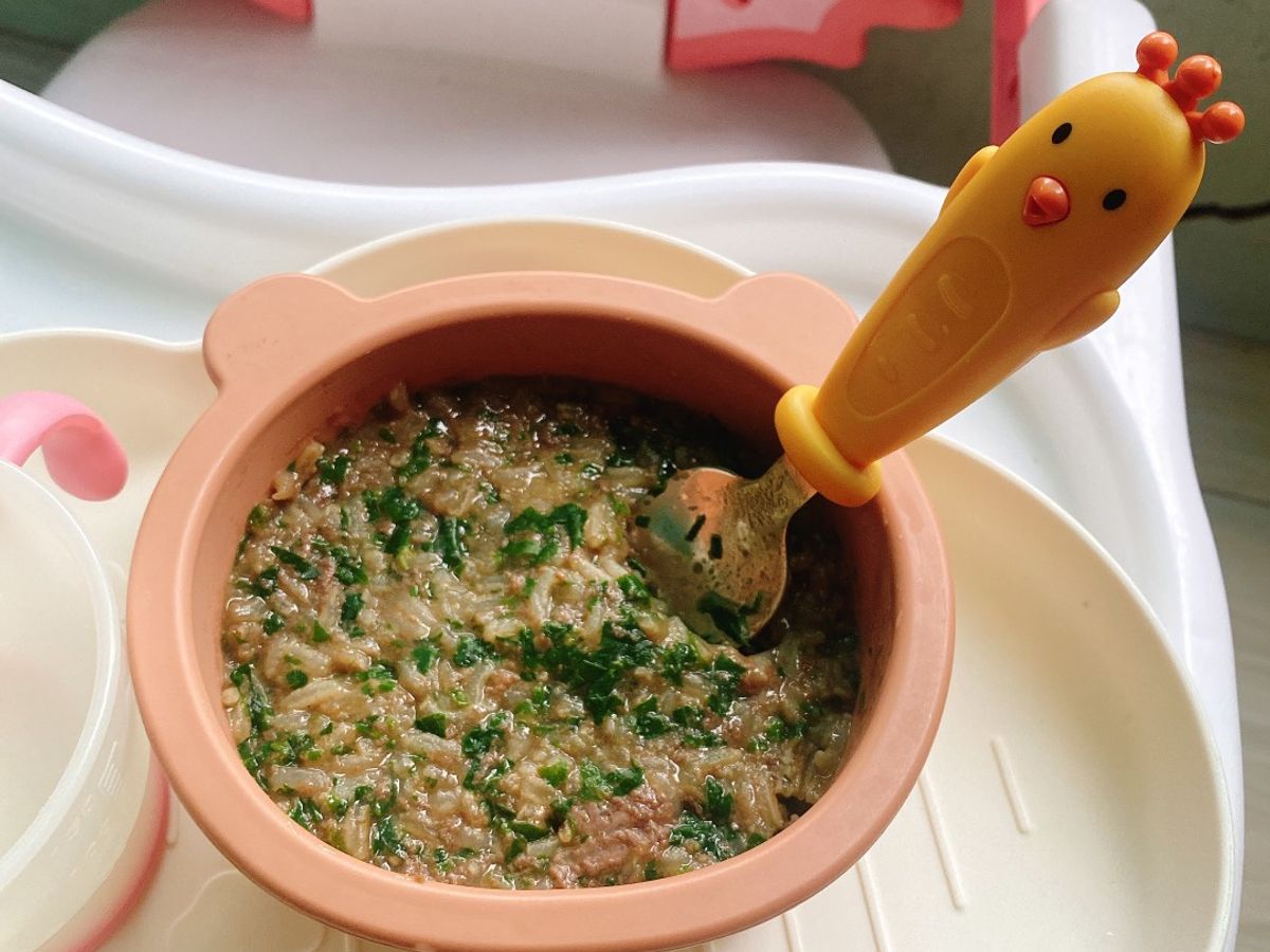 Bữa sáng cho bé: Cháo cua rau ngót