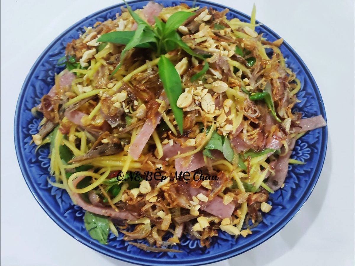 Gỏi đu đủ khô bò một nắng