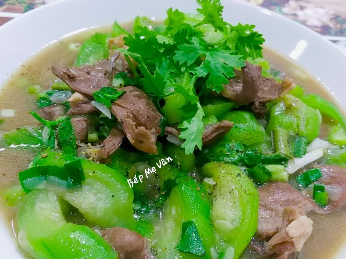 Tim heo xào mướp