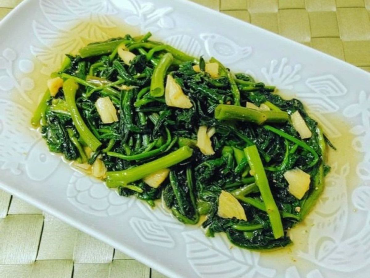 Rau muống xào tỏi