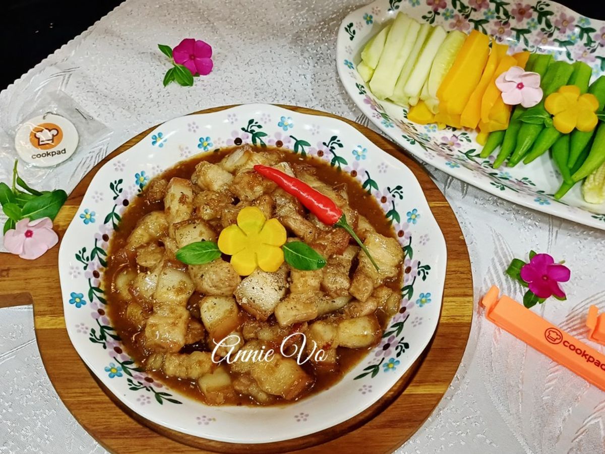 Thịt ba rọi kho mắm ruốc