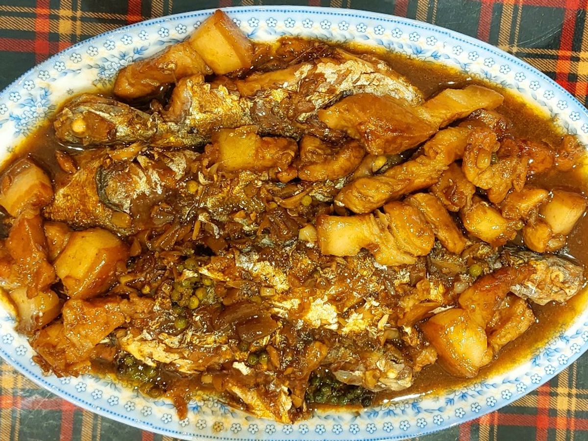 Cá cam kho tộ