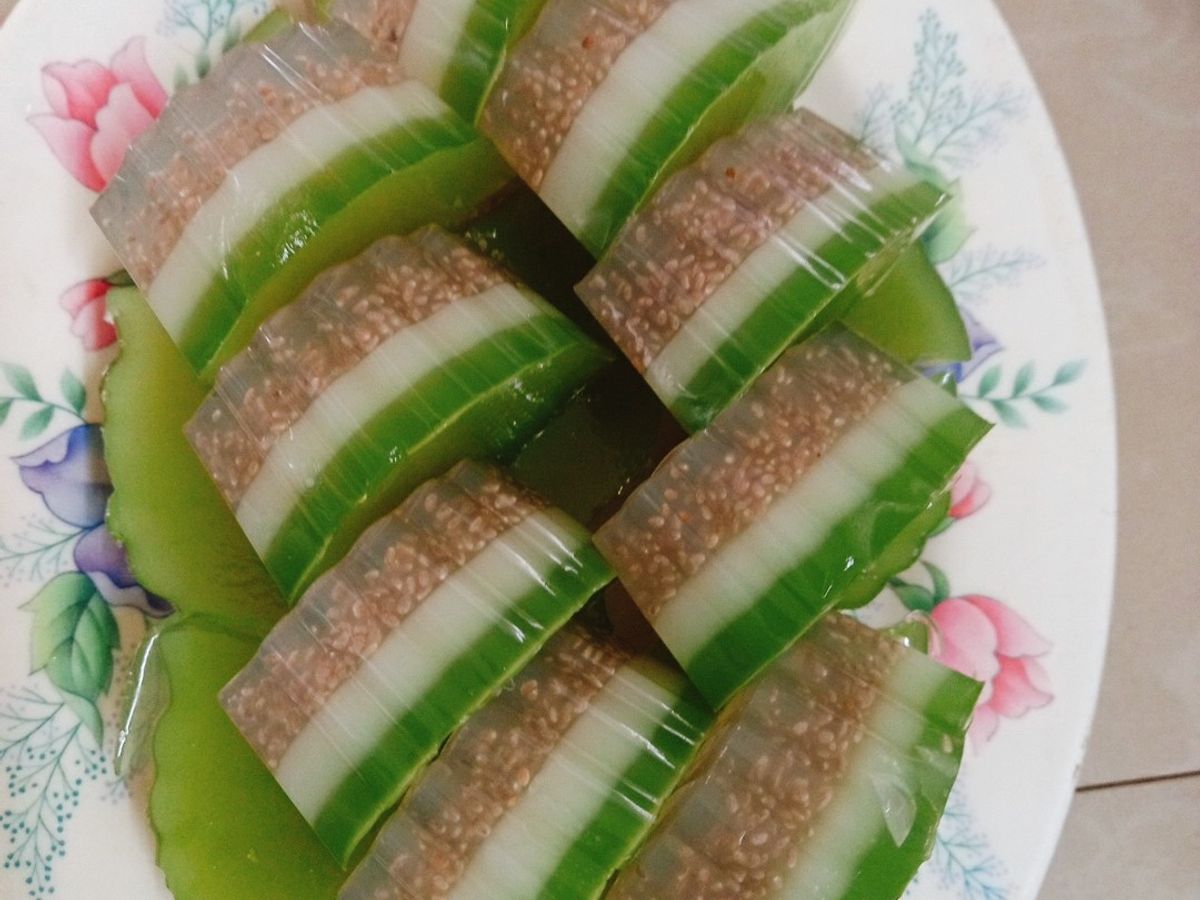 Rau câu hạt chia